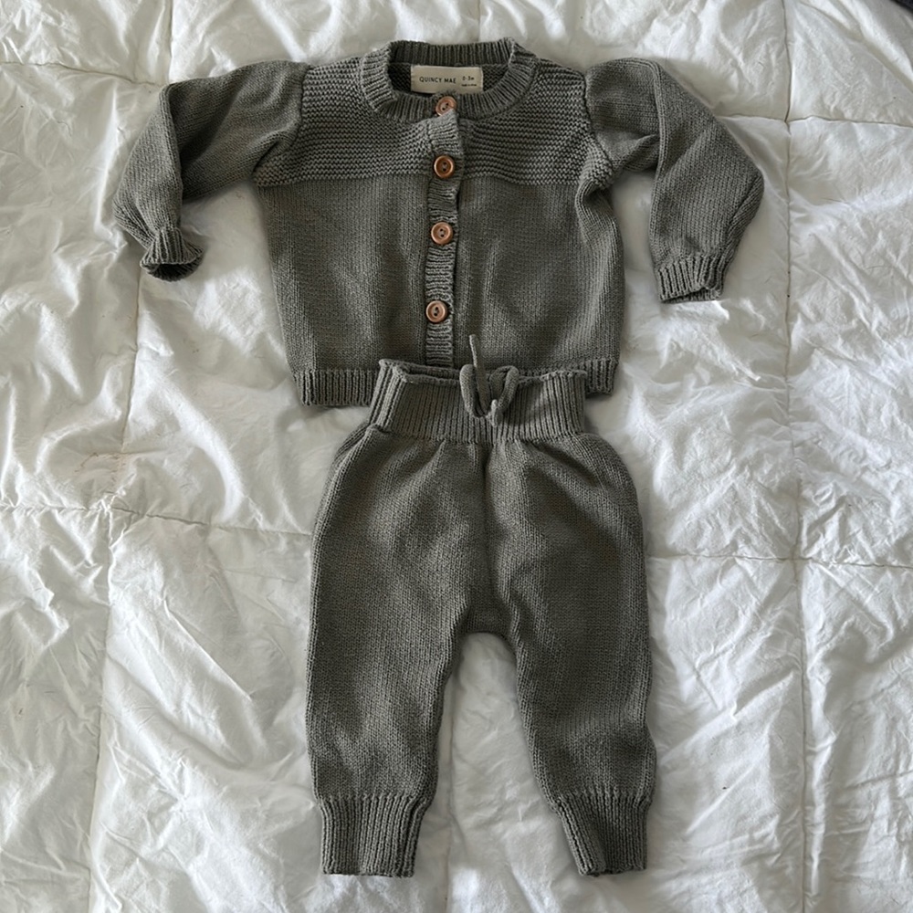 Quincy Mae olive green set - 0-3 months